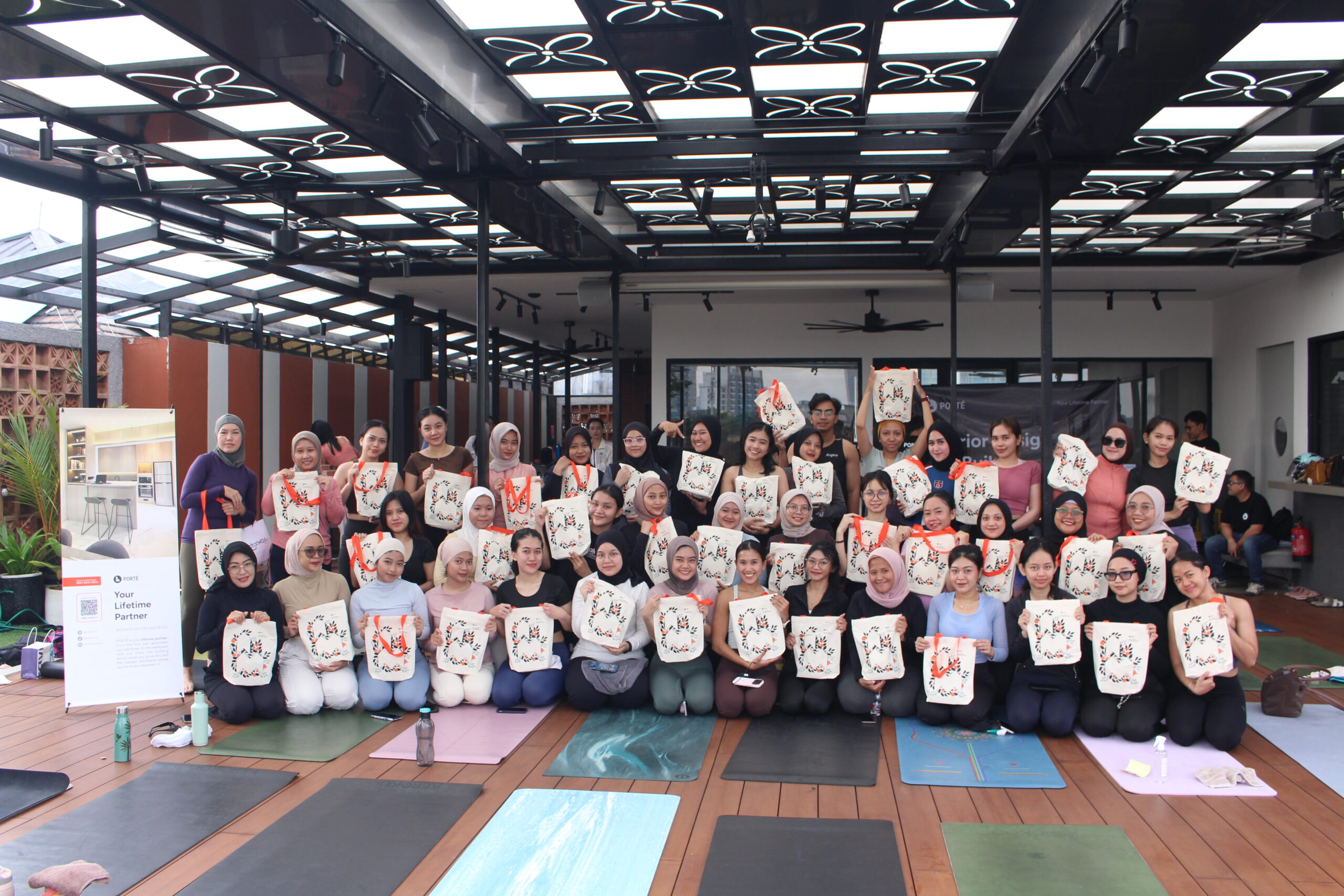 Sebelum Hari Dimulai — PORTE x Lumina Space Morning Yoga